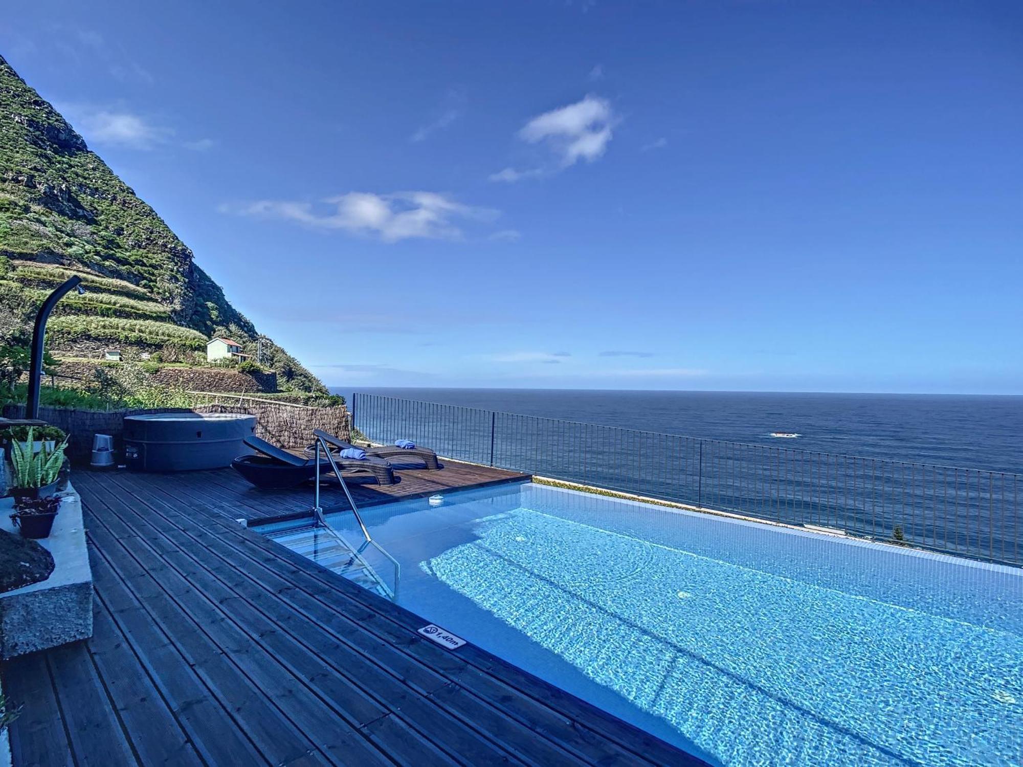 Villa Casa Escaleiras By Atlantic